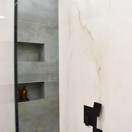 Worldwide Σπλιτ